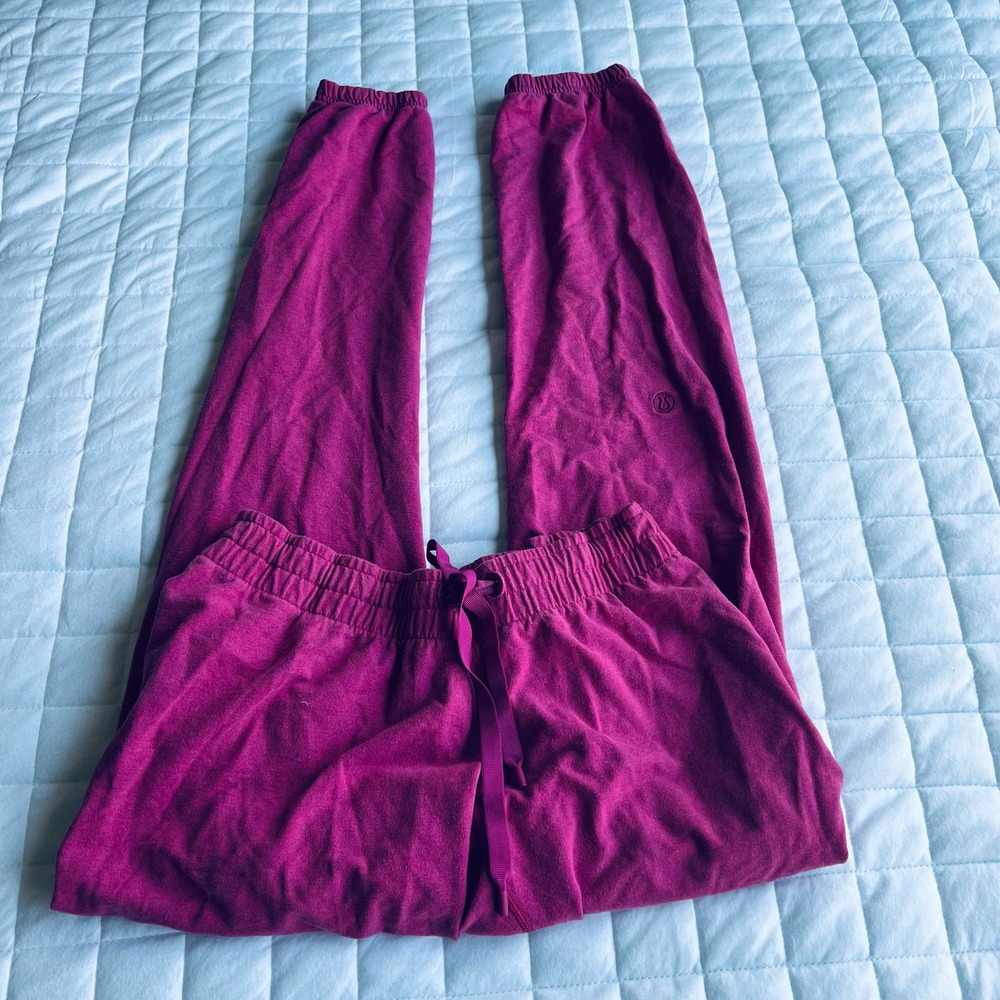 Lululemon full length joggers, Womens size 8, PINK